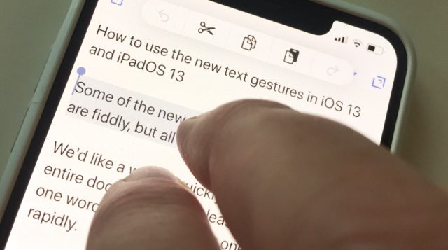 how to select text on iphone