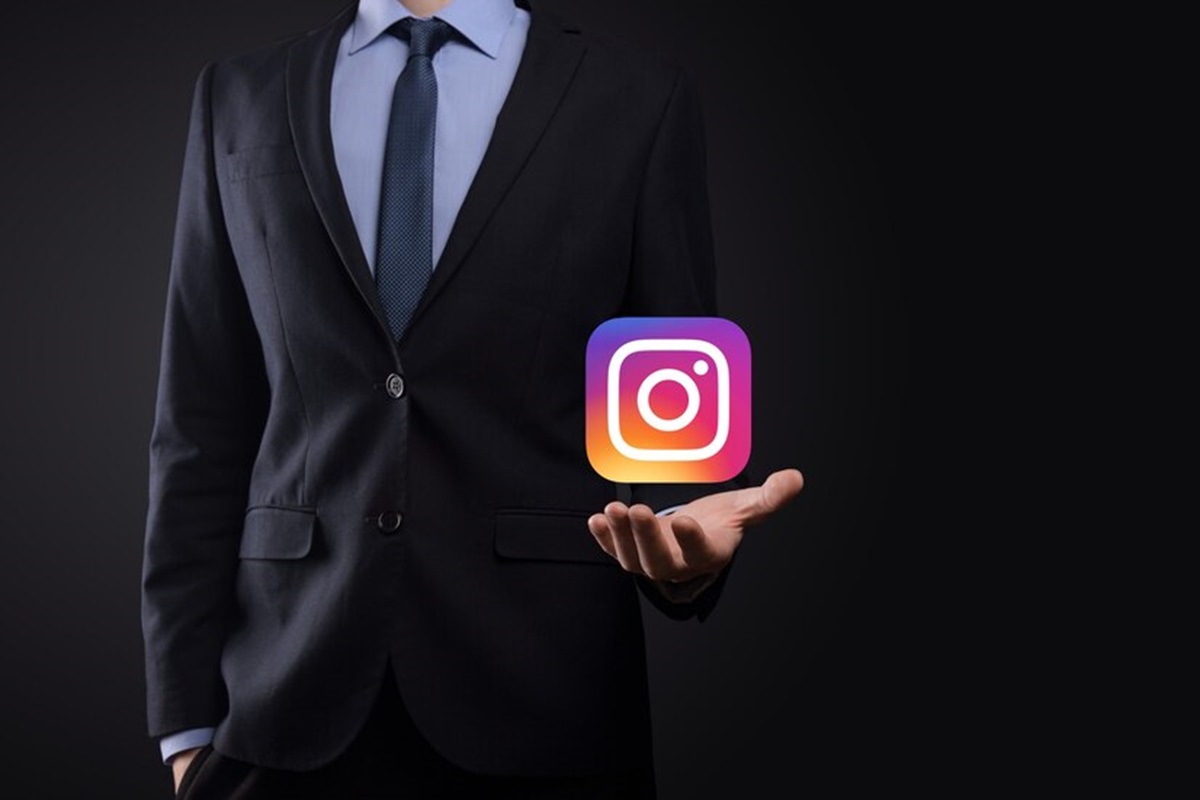 Instagram algorithm curates content displayed to each user